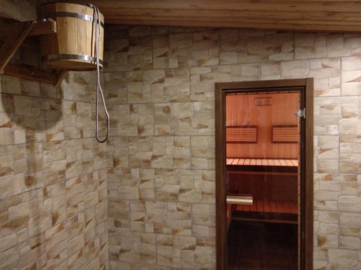Villa Дом С Бассейном И Сауной Boryspilʼ Esterno foto
